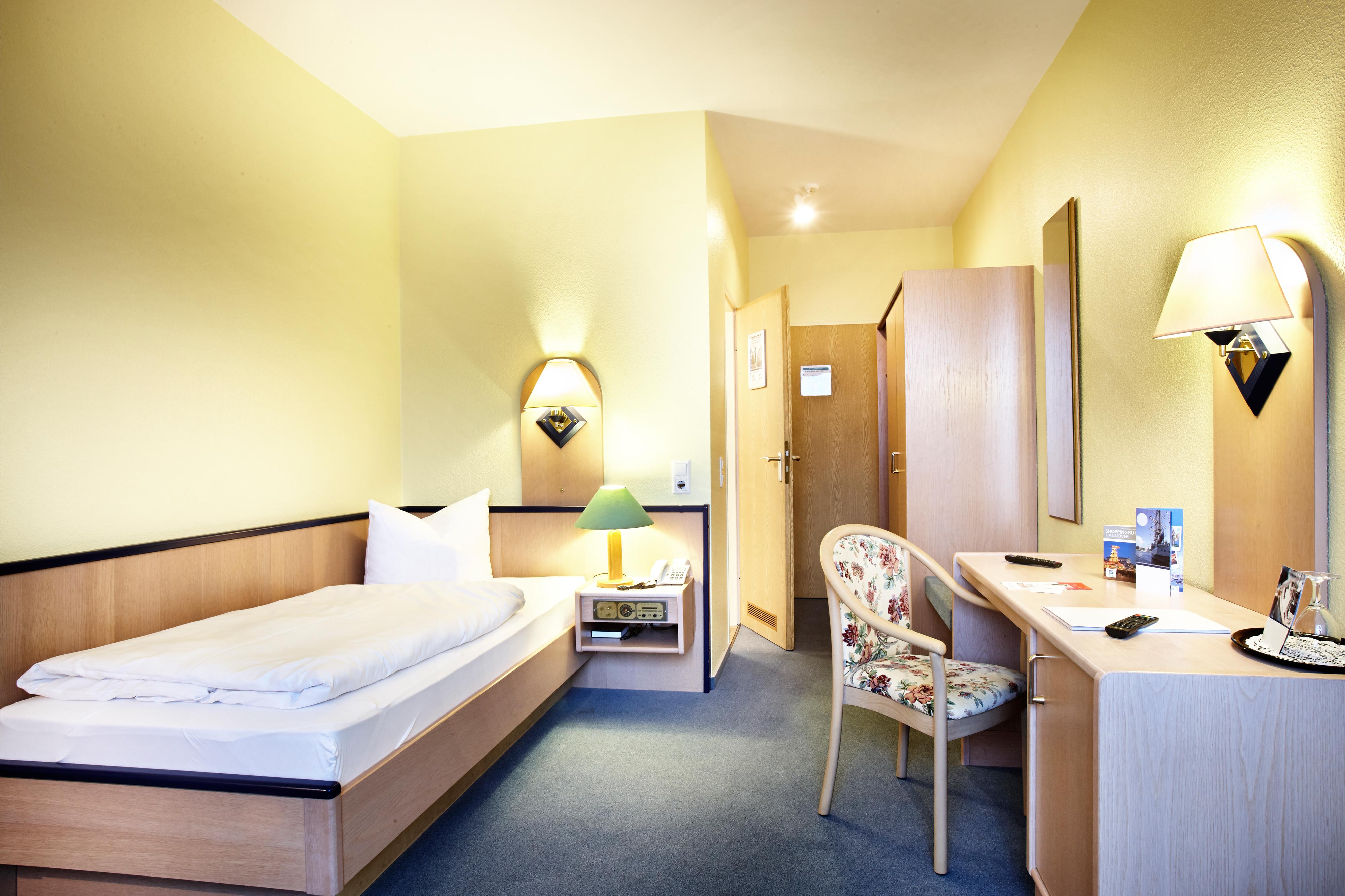 Hotel Hannover Airport By Premiere Classe Langenhagen  Buitenkant foto